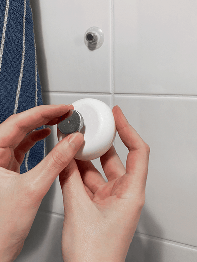 Dry to Very Dry Hair Solid Shampoo + Soap Holder