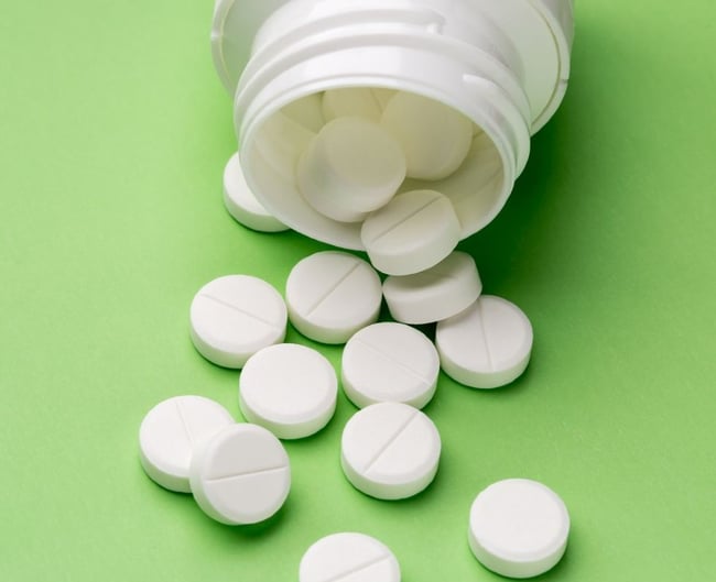 L'aspirine peut-elle vraiment aider à lutter contre l'acné ? L'aspirine peut-elle vraiment aider à lutter contre l'acné ?