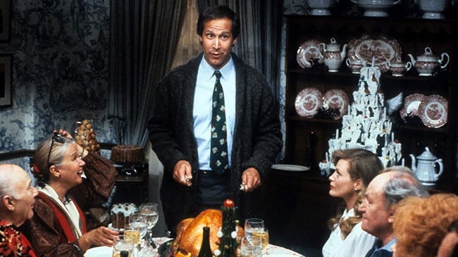 You're organising a Christmas dinner with friends? Here's how to make it a real success!