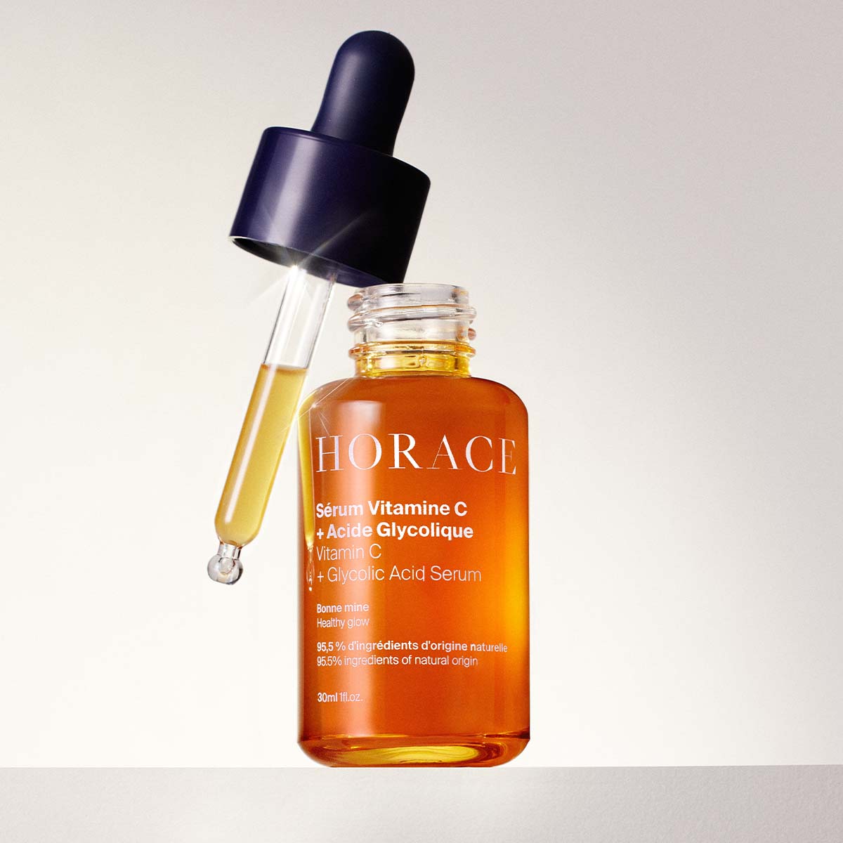 Healthy serum for men: Vitamin C and Glycolic Acid